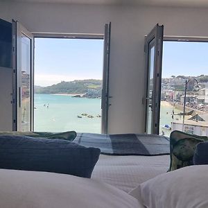 Chy Mor Apartment 2 - Stunning Sea Views On The Harbour St Ives Exterior photo