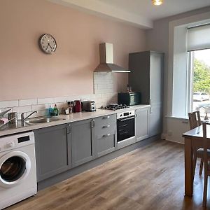 Appartement 5 Minutes From Loch Lomond - Newly Renovated Ground Floor 1-Bed Flat à Bonhill Exterior photo