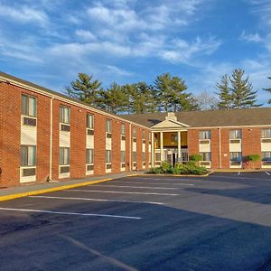 Days Inn By Wyndham Brunswick Bath Area Exterior photo