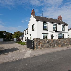 Bed and Breakfast Manse On The Beach à Kirkistown Exterior photo