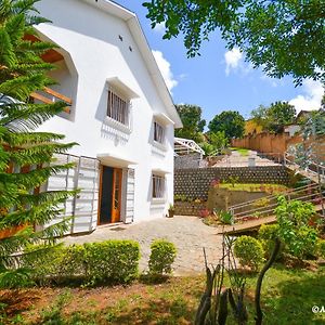 Hotel An-Tsaha Chambre D'Hotes à Fianarantsoa Exterior photo