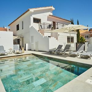 Villa In Fuengirola Center New Salt Water Pool Exterior photo