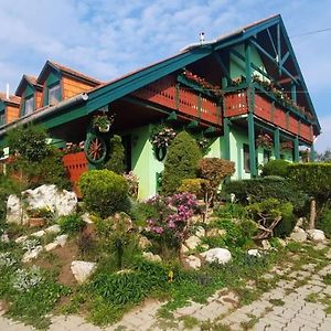 Appartement Penzion Ranch Fah à Spišské Podhradie Exterior photo