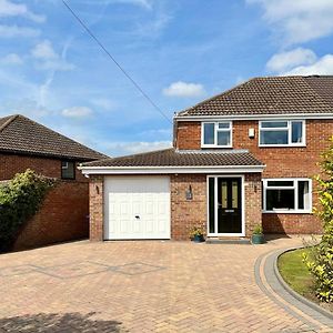 Splendid 3 Double Bedroomed House Near Oxford Exterior photo