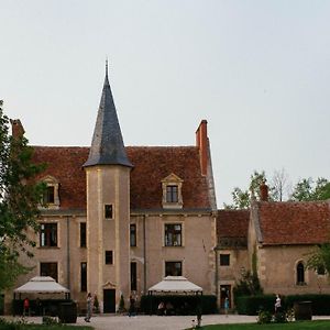 Château - Hôtel Le Sallay Magny-Cours Exterior photo