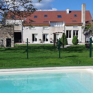 Bed and Breakfast Les tilleuls à Epernay-sous-Gevrey Exterior photo