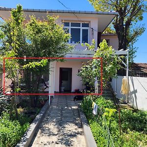 Two Bedroom Flat In The Garden At The Bosphorus Istambul Exterior photo