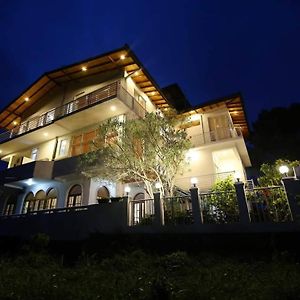 Hillcrest Villa Peradeniya Exterior photo