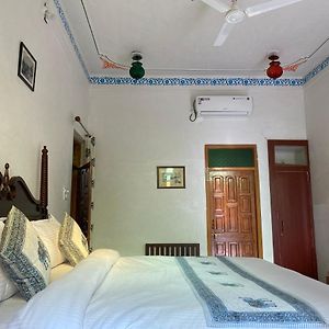 Appartement Haveli Gokul Niwas, Talawada Near Sitamata Sanctuary, Chittorgarh. à Lunda Exterior photo