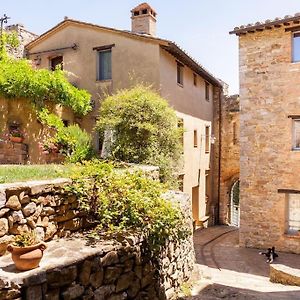 Appartement Charming Castle à Montelagello Exterior photo