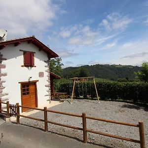 Villa Etxe Ondoa à Ascarat Exterior photo