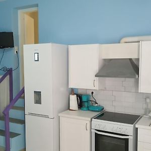Appartement Vourkari Studio With Full Kitchen à Ioulis Exterior photo