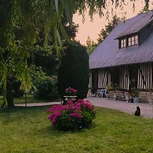 Villa Le Clos Saint Hugues à Pont-Évêque Exterior photo