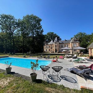 Bed and Breakfast Château Les Villiers - Au cœur de la Sologne à Villeny Exterior photo