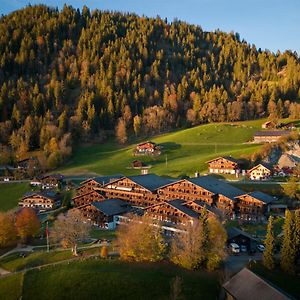 Hotel Huus Gstaad à Saanen Exterior photo