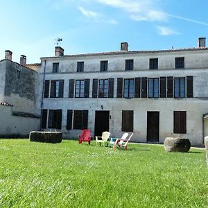 Villa Maison Charentaise à Pons Exterior photo