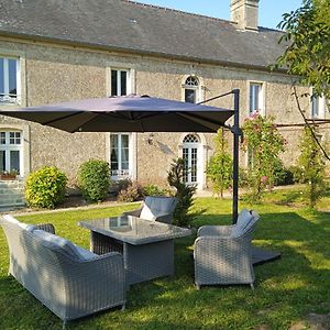 Bed and Breakfast Aux Leopards Normands à Mandeville-en-Bessin Exterior photo