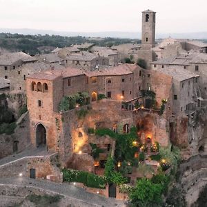 Appartement Palazzo Storico Colesanti à Bagnoregio Exterior photo