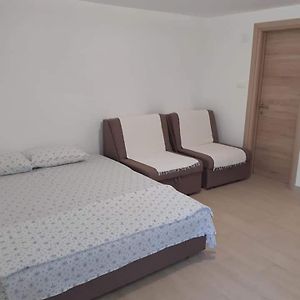 Apartmani Roki Tivat Exterior photo