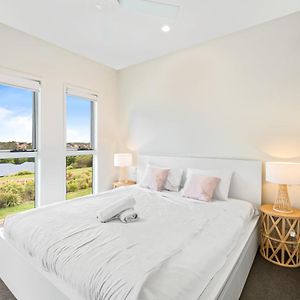 Luxury Hilltop Brand-New 5Bd Holiday Home Brisbane Exterior photo