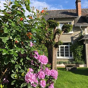 Bed and Breakfast Les Hortensias à Espoey Exterior photo