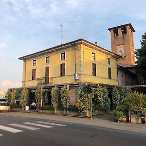 Hotel Locanda Da Romano à Cadeo Exterior photo