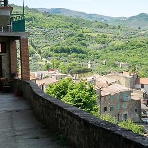 Appartement Casa Angolo Cantina Nel Castello à Montegiovi Exterior photo