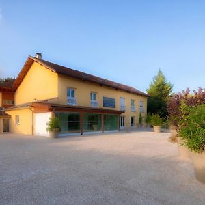 Appartement du lac Montferrat  Exterior photo