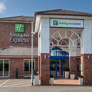 Holiday Inn Express Lichfield By Ihg Exterior photo