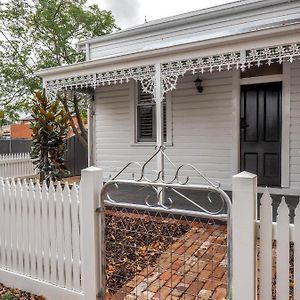 Central Bendigo Cottage Charm Exterior photo