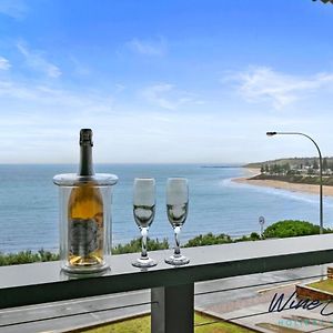Sun Daze By Wine Coast Holiday Rentals Christies Beach Exterior photo
