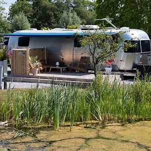 Appartement Airstream Retro Usa Caravan à Earnewâld Exterior photo