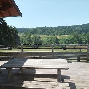 Suite A La Campagne Dans Une Jolie Maison En Bois. Laussonne Exterior photo