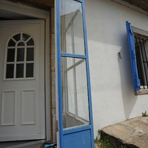 Villa Les volets bleus à Prémian Exterior photo