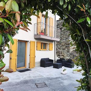 Appartement Casa Vacanza Relax Sondrio Exterior photo