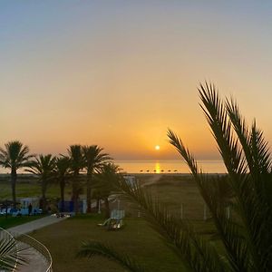 Beachfront Apartment 105- Hotel Andalucia Bizerte Exterior photo