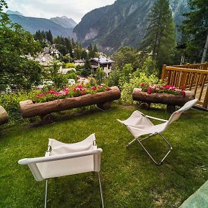 Suites Courmayeur - Mont Blanc Exterior photo