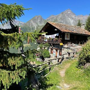 Hotel Rifugio Guide Frachey à Saint-Jacques Exterior photo