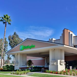 Holiday Inn Hotel & Suites Anaheim By Ihg Exterior photo