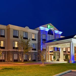 Holiday Inn Express Hotel & Suites Chester, An Ihg Hotel Exterior photo