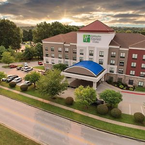 Holiday Inn Express And Suites Springfield Medical District, An Ihg Hotel Exterior photo