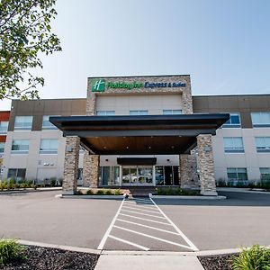 Holiday Inn Express & Suites Tonawanda - Buffalo Area By Ihg Exterior photo