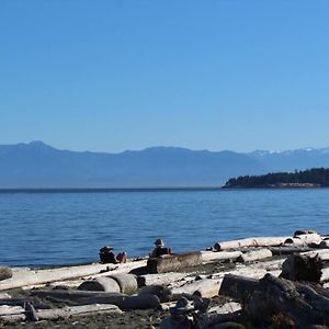 Esquimalt Lagoon Life Victoria Exterior photo