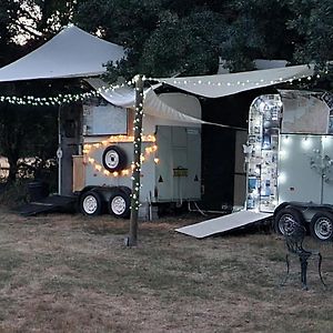 Hotel Glamping In Style, Prospector Tent à Crawley  Exterior photo