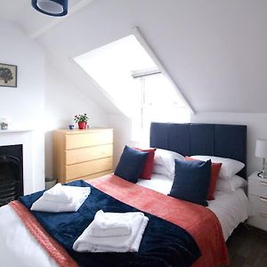 City Centre 4 Bedroom-Sleeps 8! Winchester Exterior photo