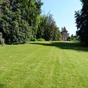 Villa Manoir Remarquable Avec Son Parc à Chaumes-en-Brie Exterior photo