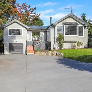 Villa Absolute Redwoods à Rotorua Exterior photo