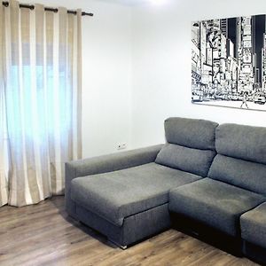 Appartement Acogedor Apartamento Cerca De Barcelona à Mollet del Vallès Exterior photo