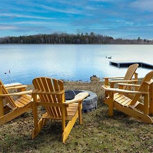 Villa Luxury Private Lake House à Kawartha Lakes Exterior photo