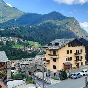 Appartement L'Angolo Del Trekking à Chiesa in Valmalenco Exterior photo